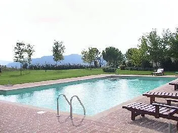 Agriturismo Caigherardi Montone Hotel 5*